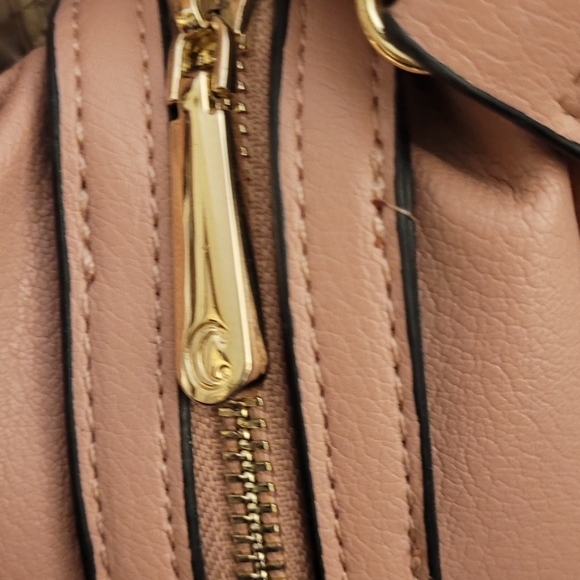 Charming Charlie Handbag - Picture 4 of 10